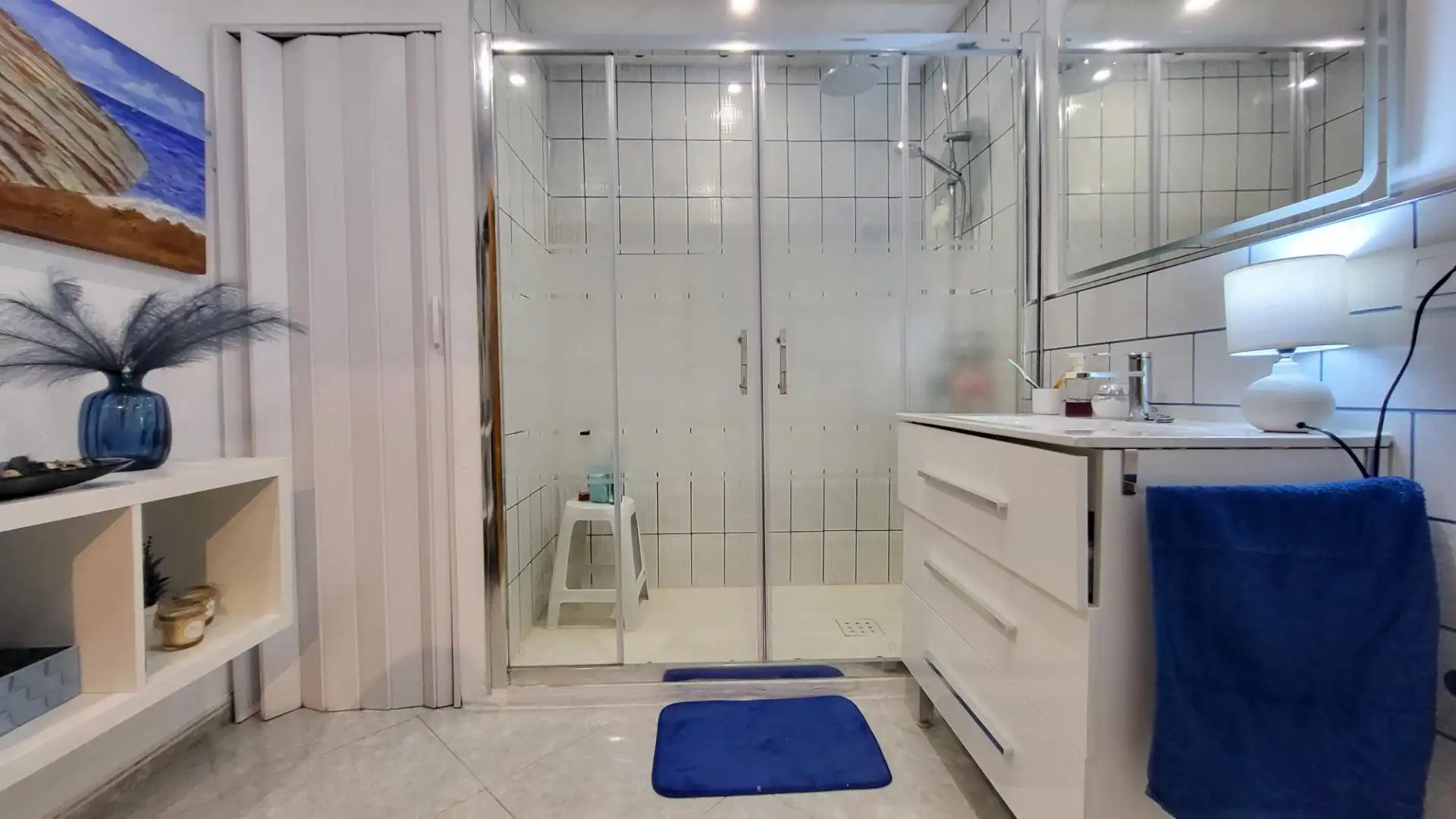 Baño de Apartamento en venta en Marbella con Aire acondicionado, Calefacción y Trastero