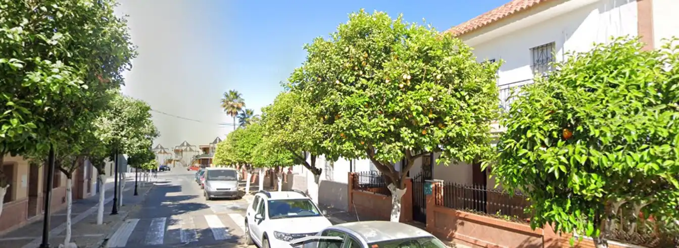 Vista exterior de Casa adosada en venta en Guillena