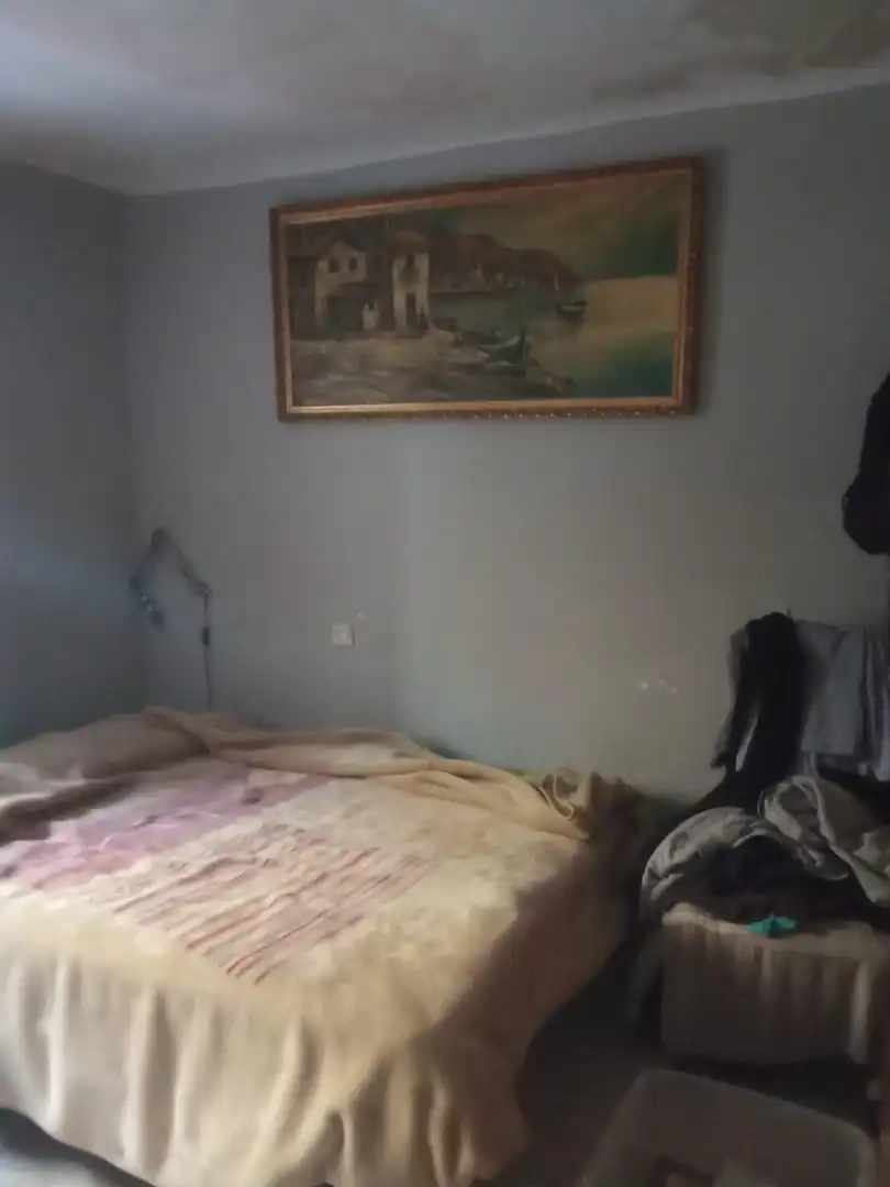 Habitación de Planta baja en venta en Granada