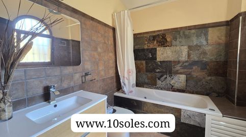 Foto 5 de Casa adosada en venta en Bigastro, Alicante