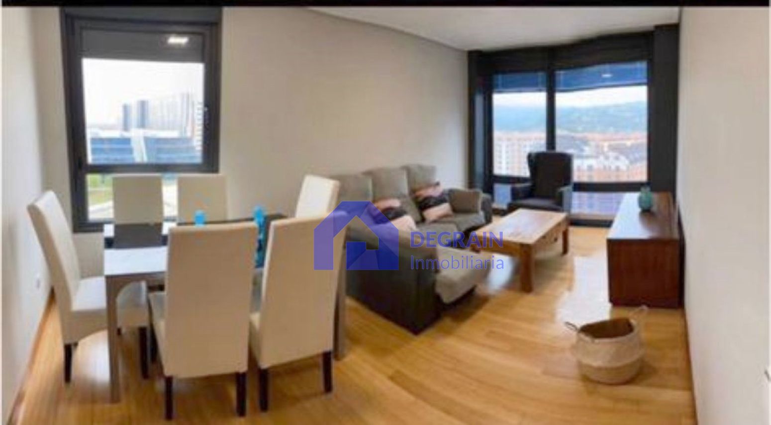 Living room of Flat to rent in Oviedo   with Heating, Storage room and Furnished