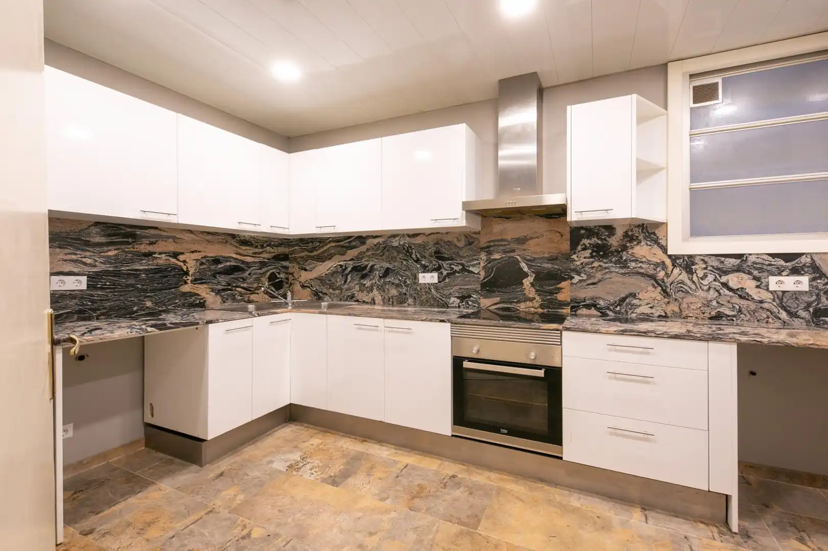 Piso en venta en Carrer JORDI GIRONA, Pedralbes