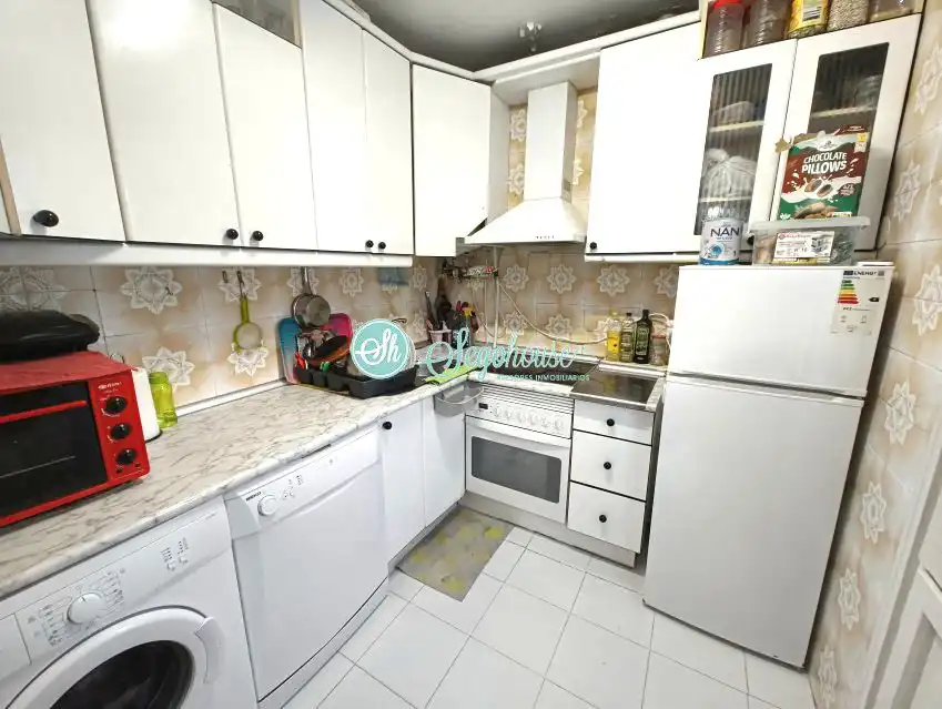 Cocina de Piso en venta en Segovia con Calefacción, Parquet y Trastero