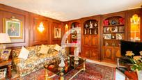 Living room of Flat for sale in  Barcelona Capital  with Air Conditioner, Heating and Parquet flooring