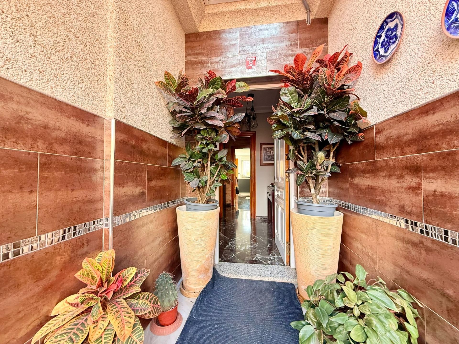 Casa adosada en venda en Roquetas de Mar amb Aire condicionat, Terrassa i Traster