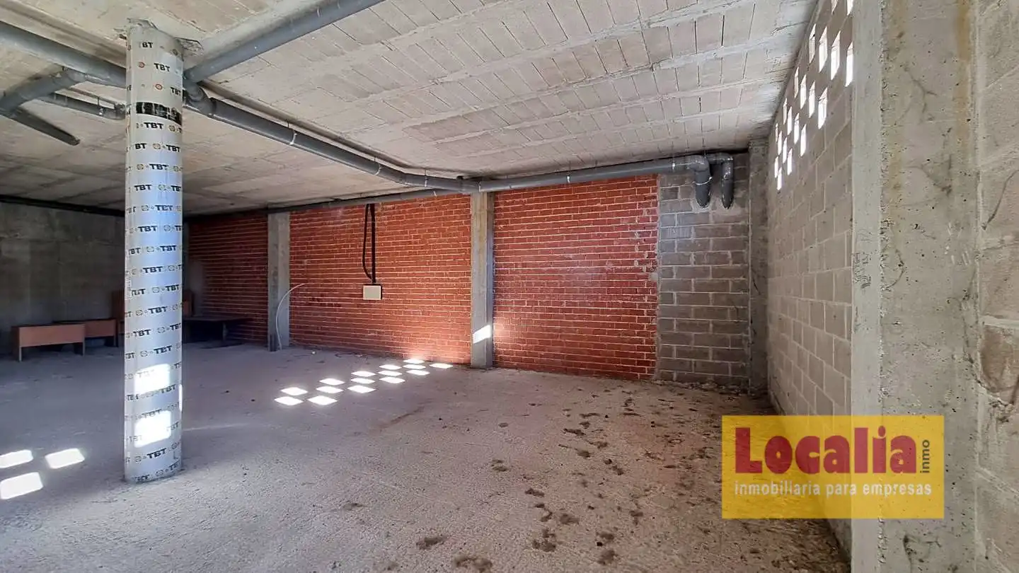 Local comercial en venda a Barrio Parayo, imagen 5