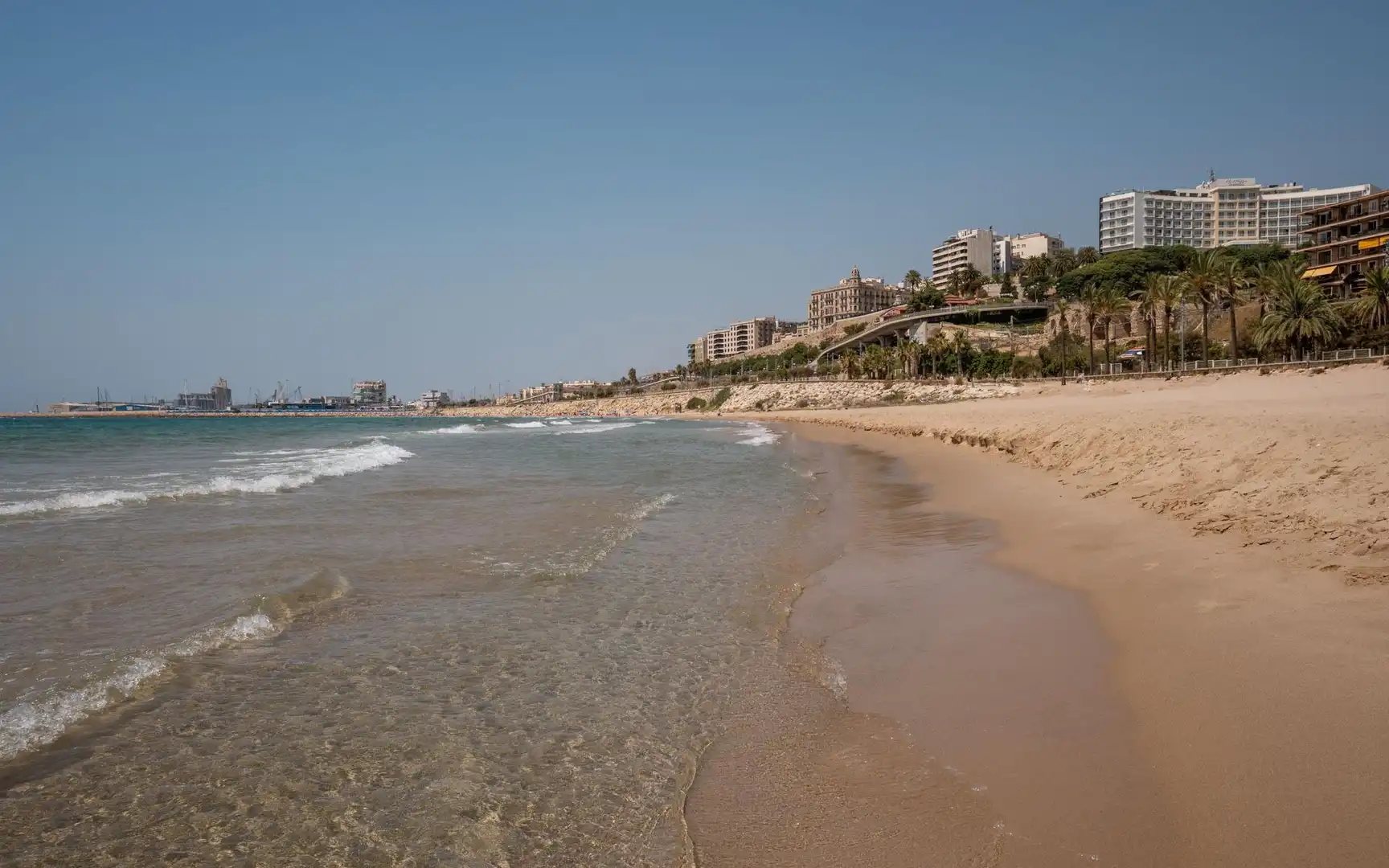 Piso en venta en ARCE OCHOTORENA, Llevant