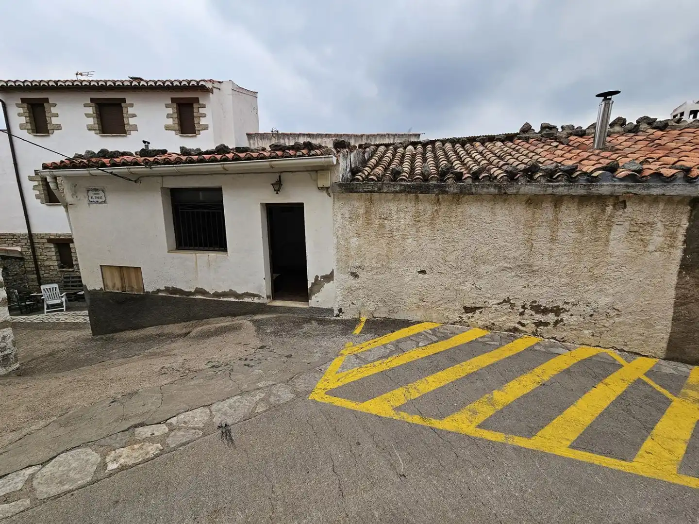 Vista exterior de Casa o chalet en venta en Chodos / Xodos con Calefacción, Trastero y Amueblado