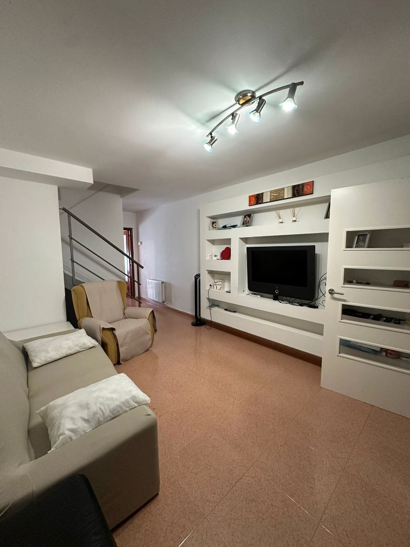 Living room of Single-family semi-detached to rent in La Muela  with Air Conditioner, Heating and Terrace