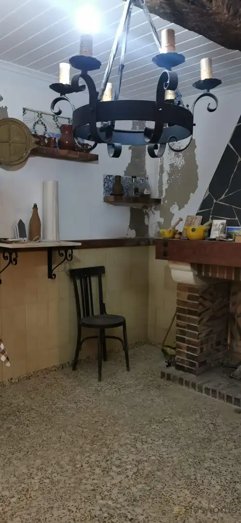 Kitchen of Houses for sale in Chelva, Valencia