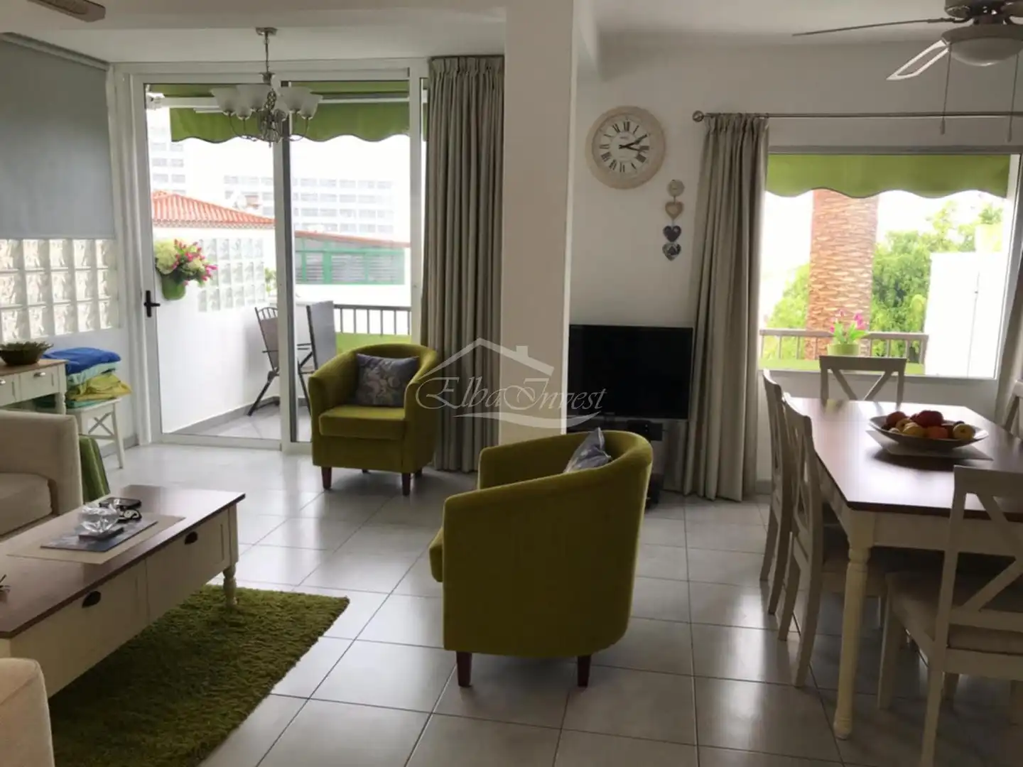 Wohnzimmer von Dachboden zur Miete in Santiago del Teide mit Terrasse und Möbliert