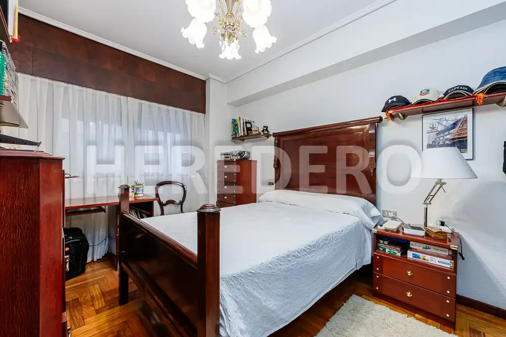 Bedroom of Flat for sale in Vigo   with Heating, Storage room and Balcony