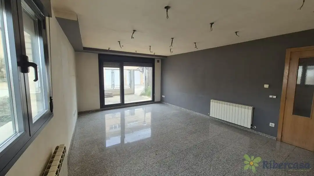 Casa adosada en venda a Calle Río Aragón, 31, Villafranca