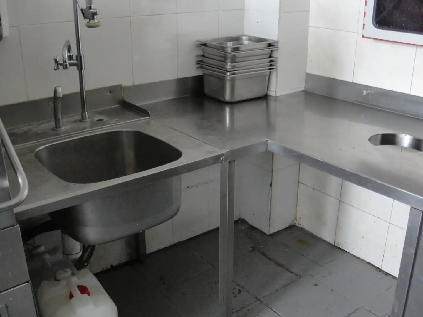 Cuina de Local de lloguer en Ames amb Aire condicionat, Calefacció i Parquet