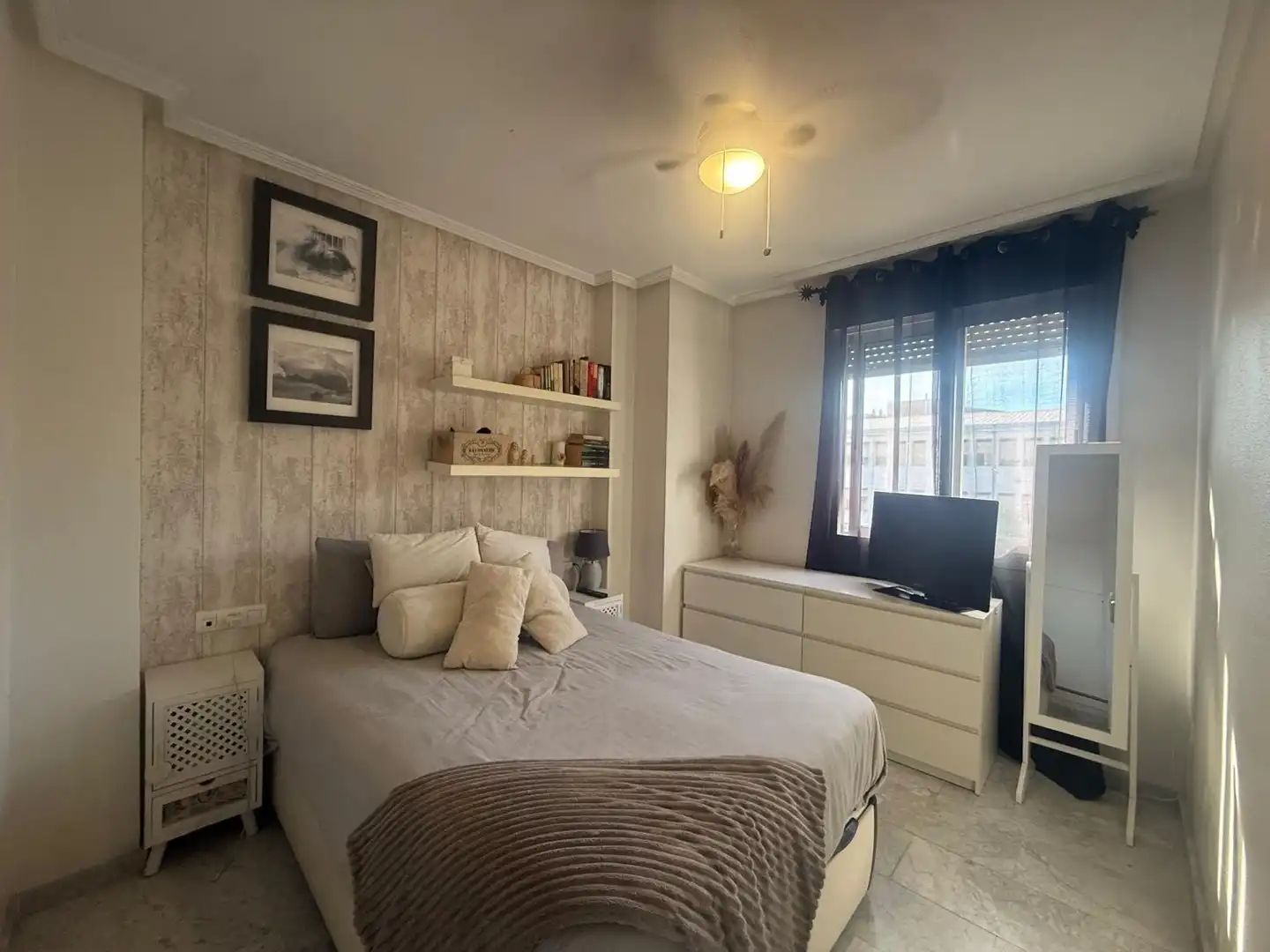 Habitación de Ático en venta en Mérida con Aire acondicionado y Terraza
