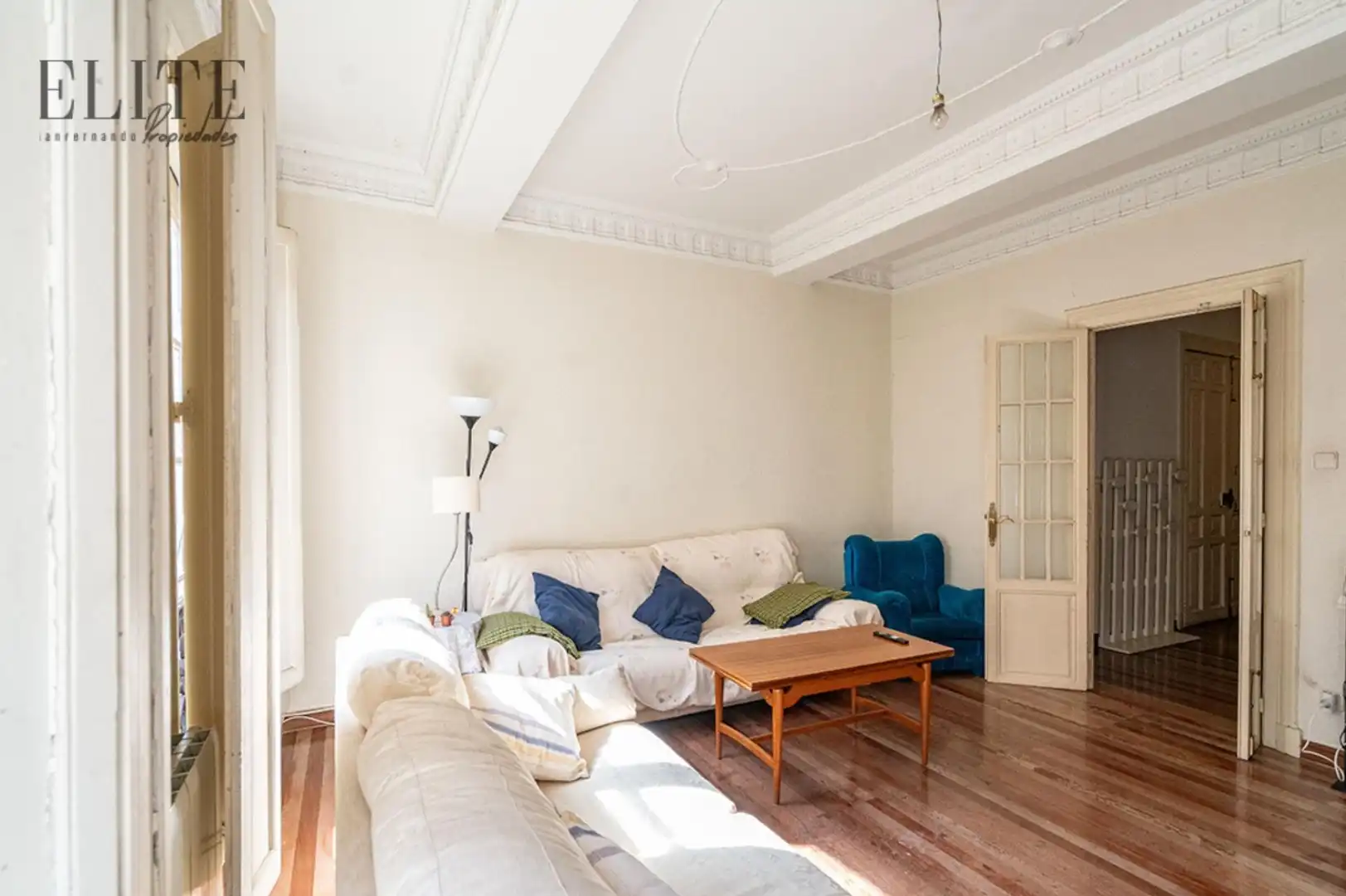 Living room of Flat for sale in Santander  with Heating, Parquet flooring and Terrace