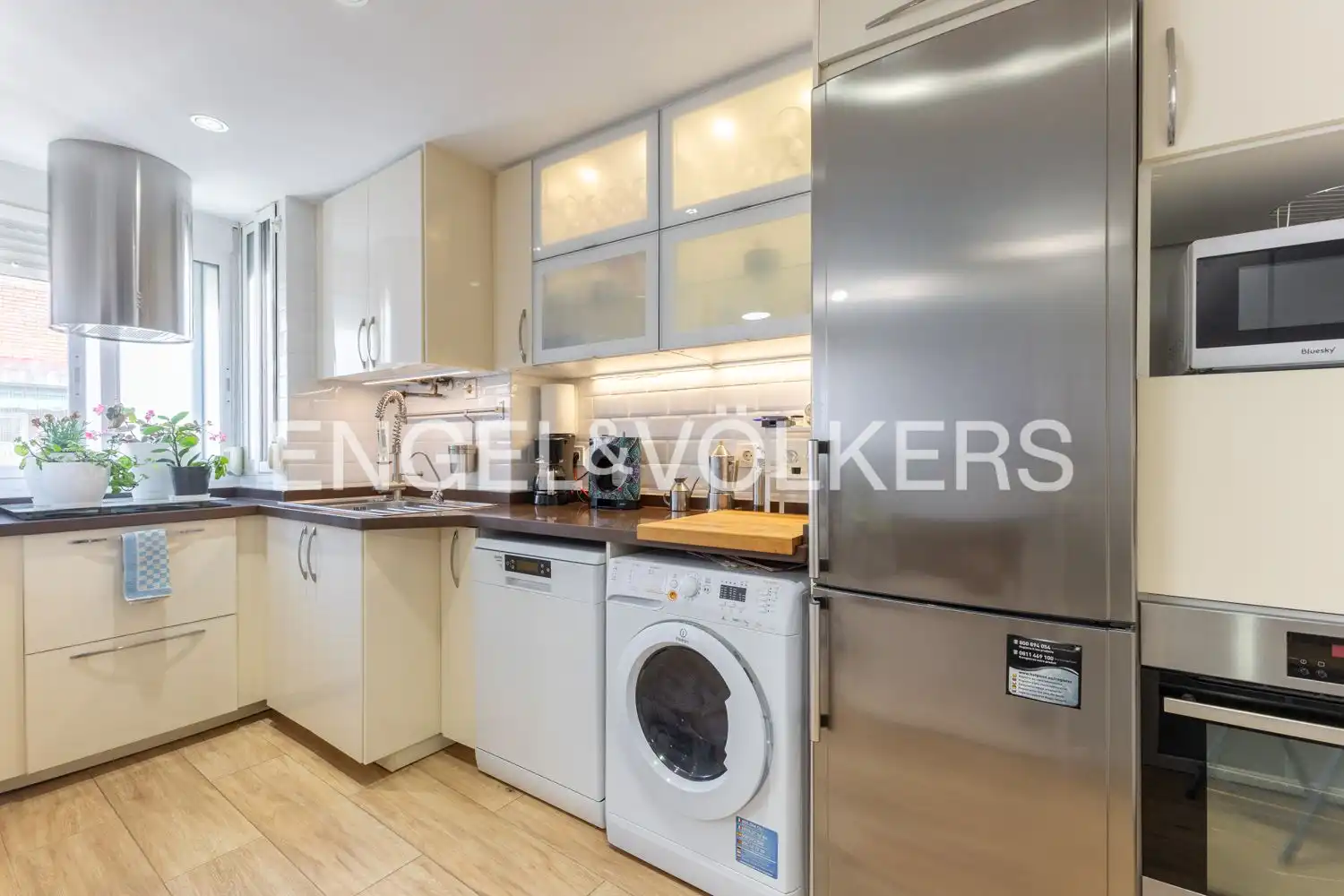 Kitchen of Flat for rent in Valencia  with Air Conditioner and Heating