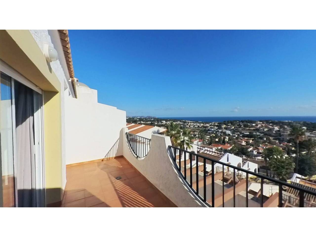 Exterior view of Single-family semi-detached for sale in Calpe / Calp  with Air Conditioner, Private garden and Terrace