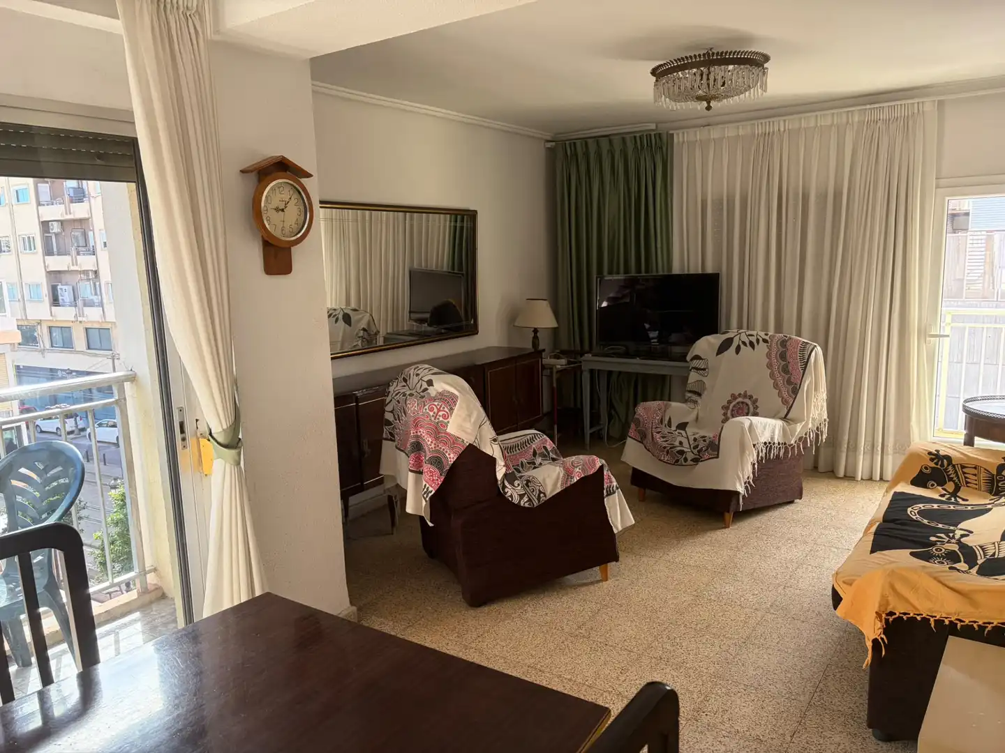 Apartamento con terraza en alquiler en Poblats Marítims, imagen 2