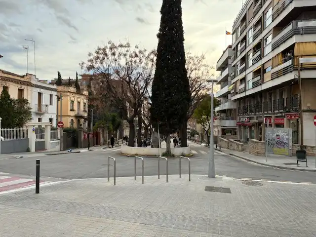 Vista exterior de Piso en venta en Sant Feliu de Llobregat con Aire acondicionado y Balcón