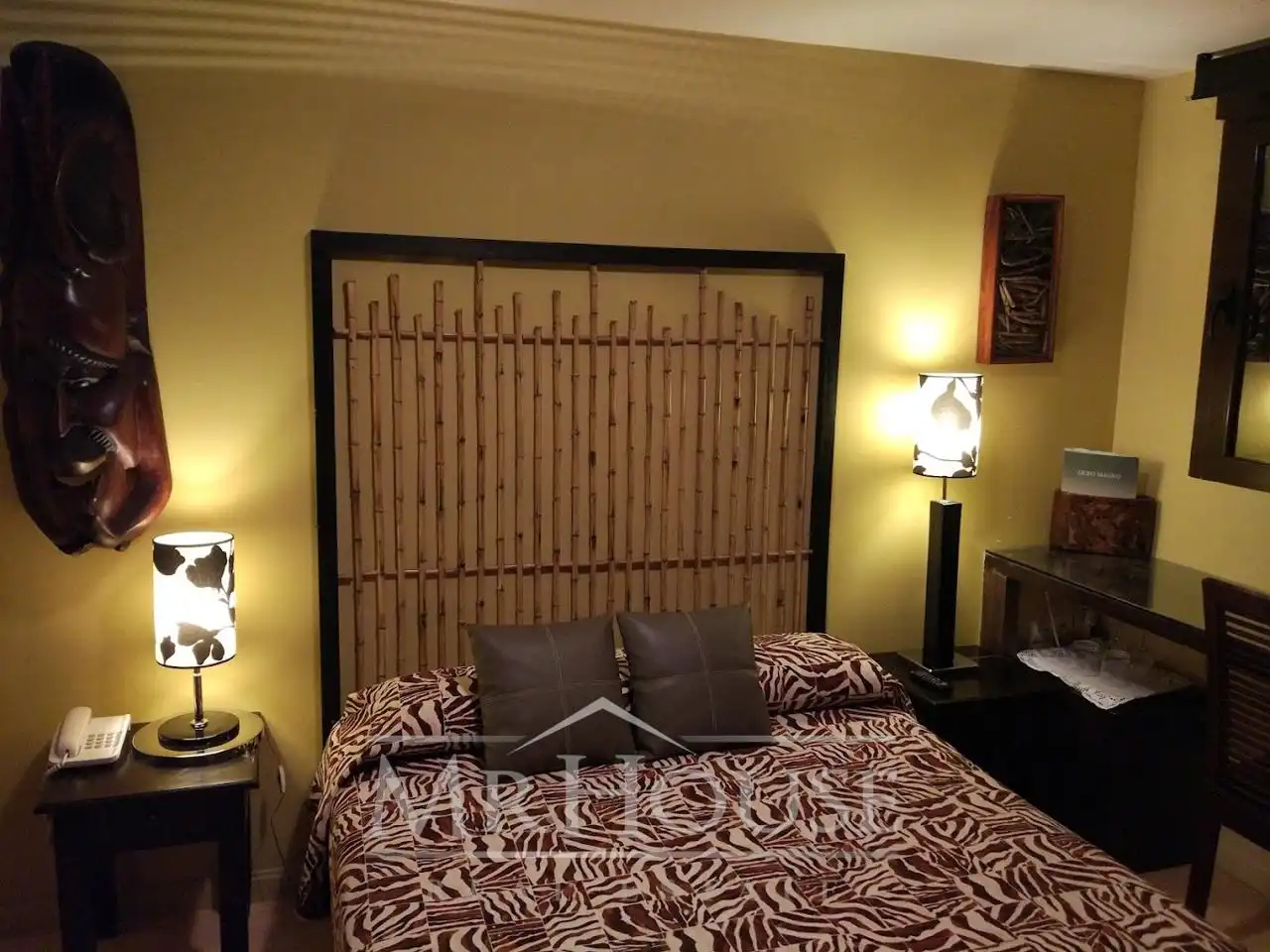 Habitación de Finca rústica en venta en Casavieja con Aire acondicionado, Calefacción y Jardín privado