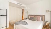 Bedroom of Flat for sale in Sant Cugat del Vallès  with Air Conditioner, Heating and Terrace