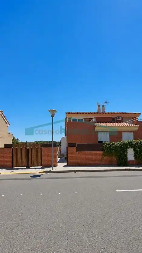 Villa zum Verkauf in Alfara de la Baronia
