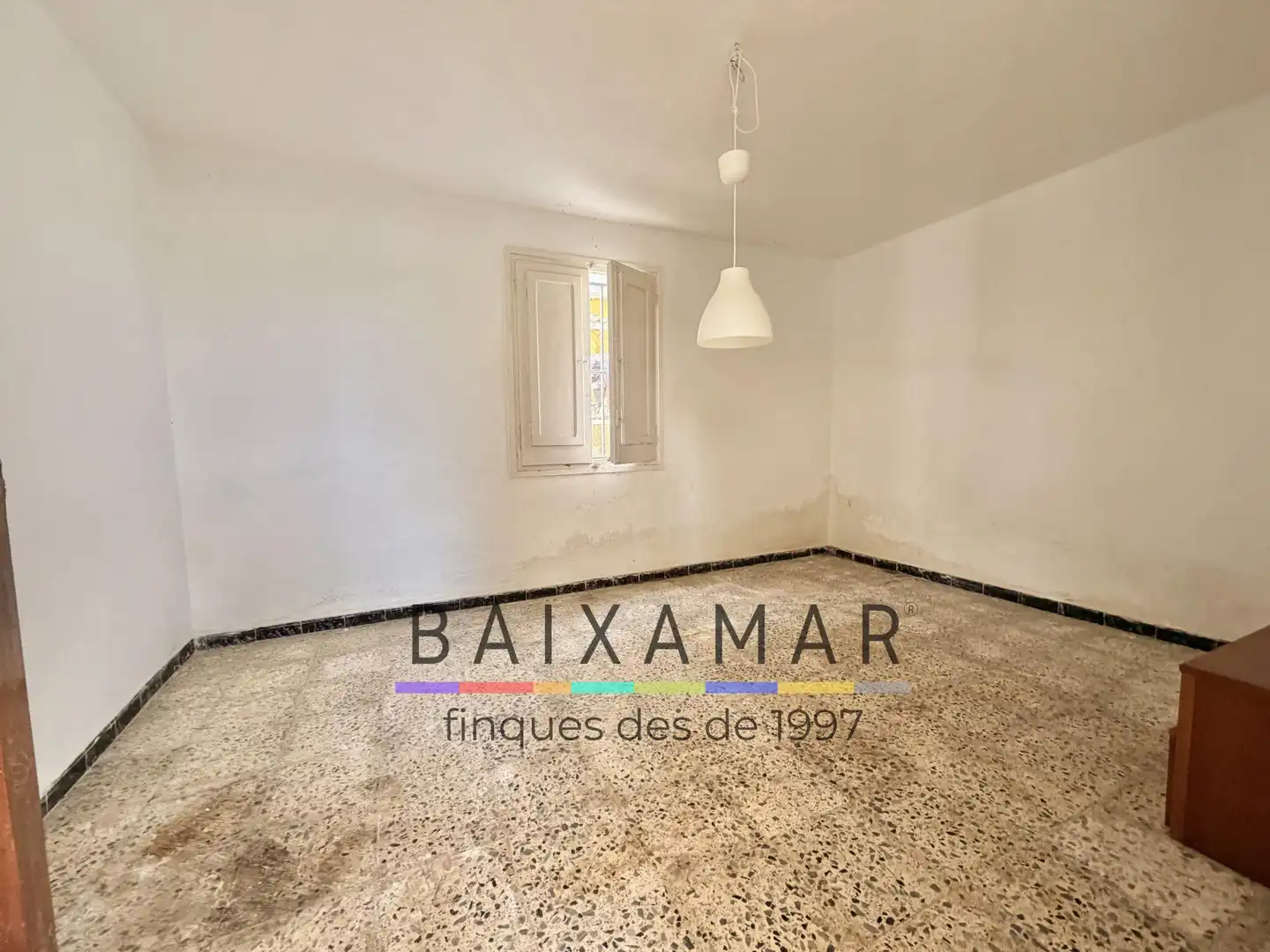 Dormitori de Casa o xalet en venda en Cubelles amb Calefacció, Jardí privat i Forn