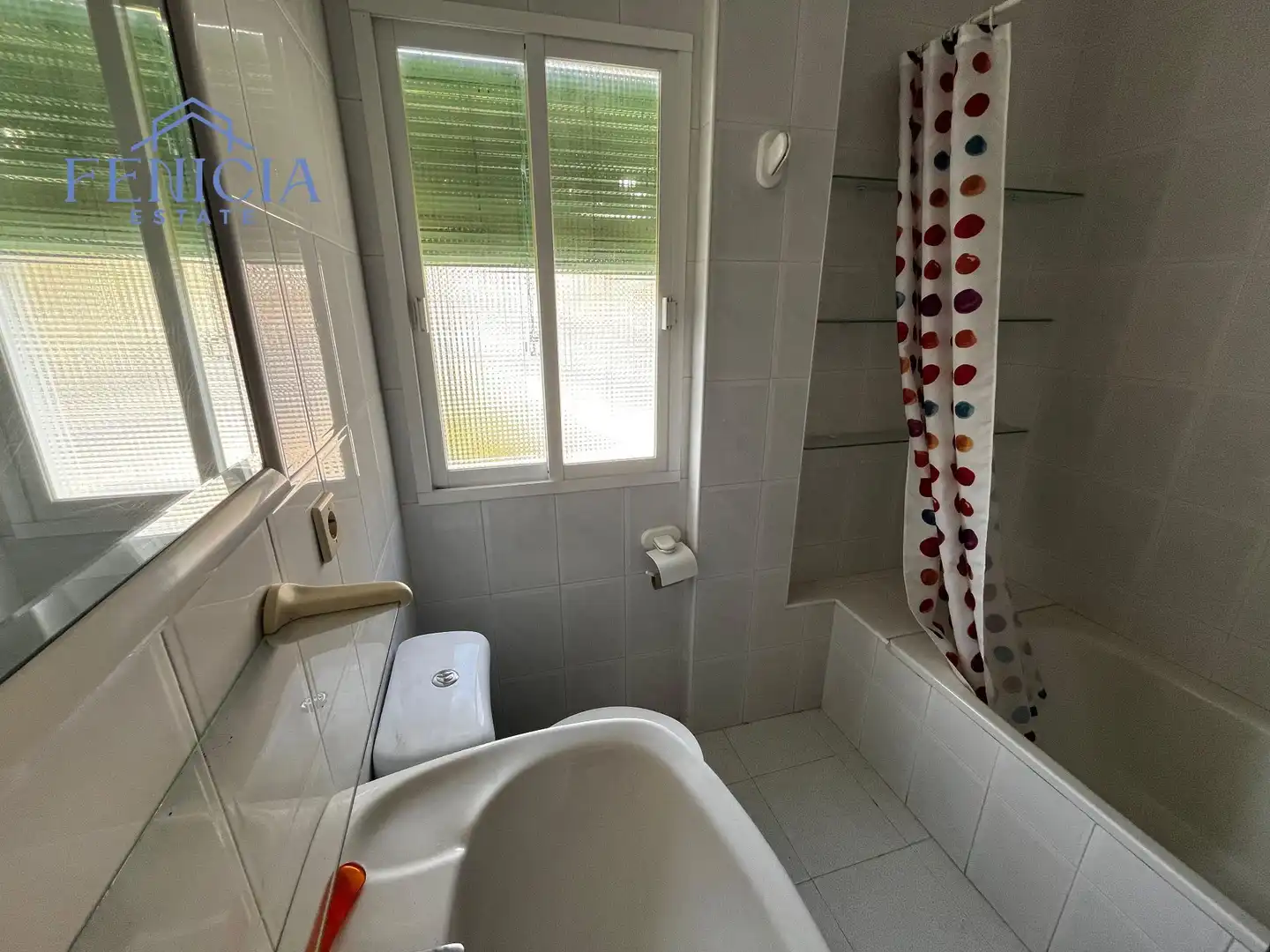 Baño de Finca rústica en venta en Lentegí con Aire acondicionado, Jardín privado y Terraza