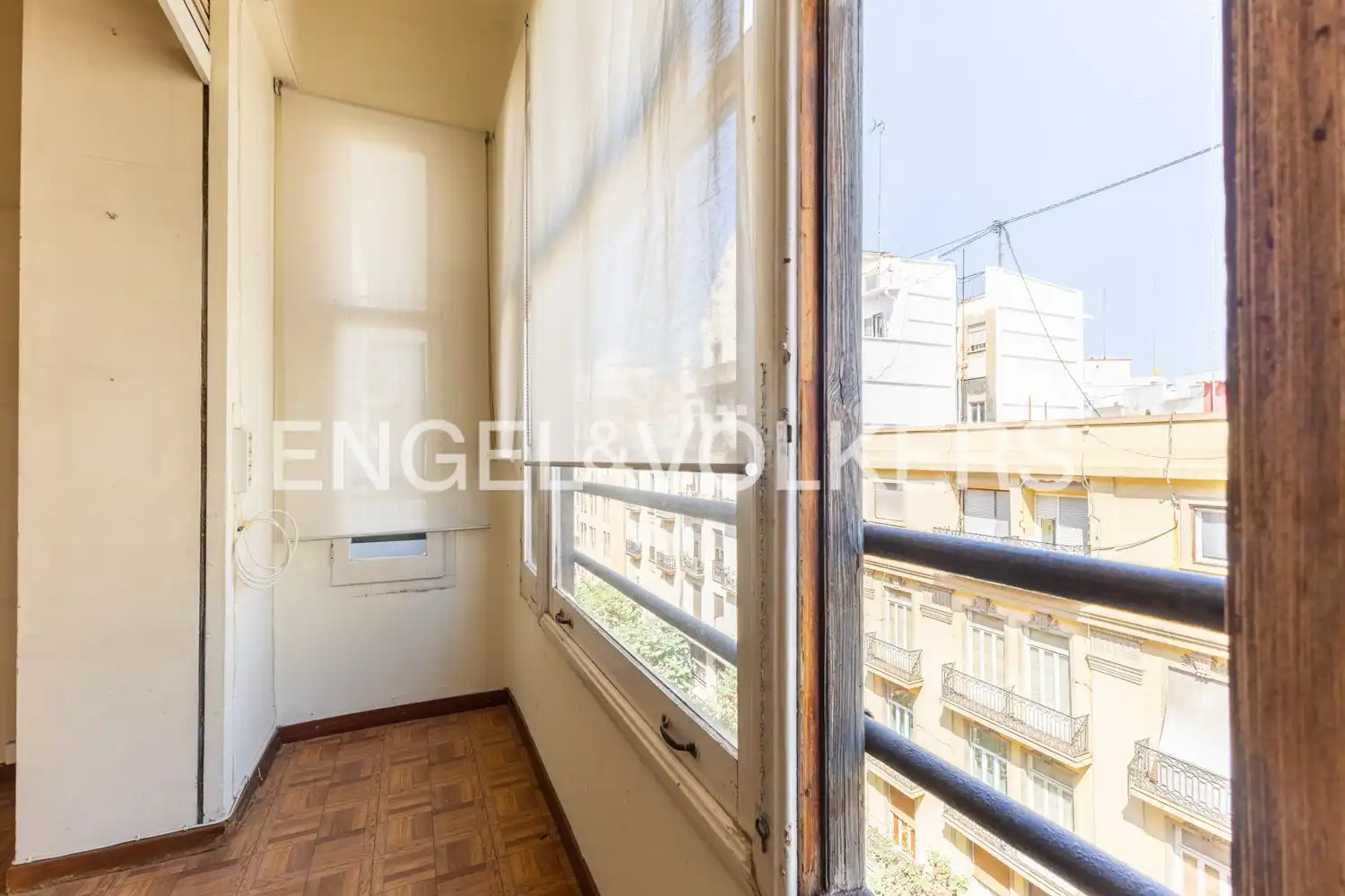 Schlafzimmer von Wohnung zum Verkauf in Valencia mit Heizung und Balkon