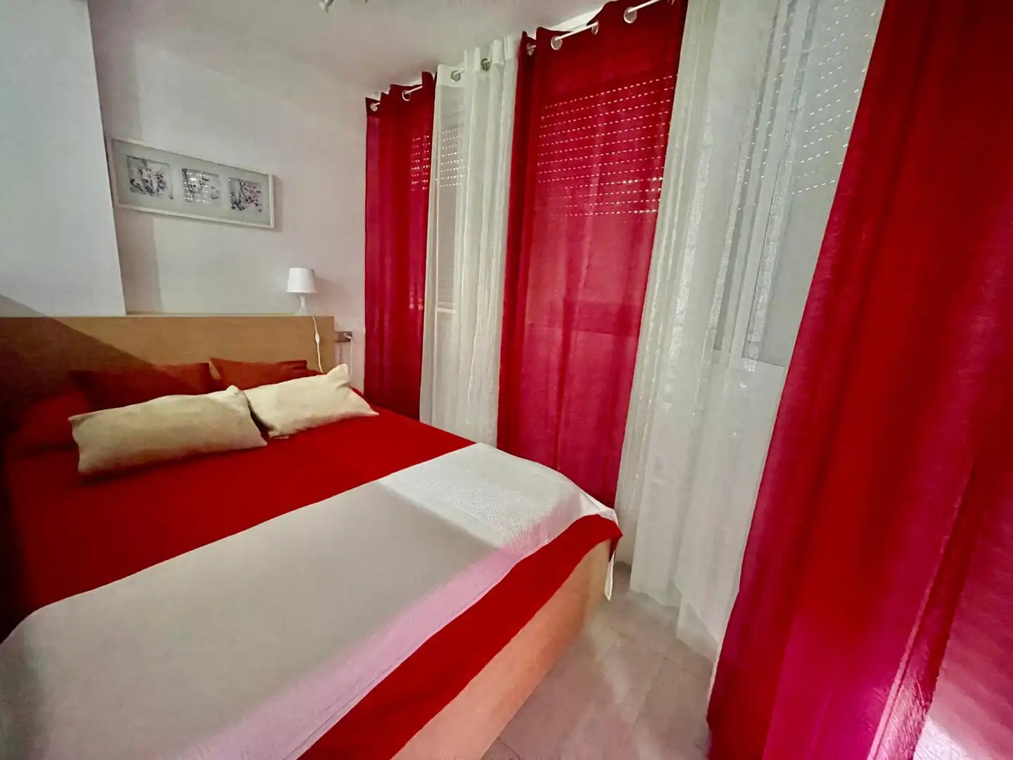 Habitación de Estudio en venta en Vélez-Málaga con Aire acondicionado, Terraza y Amueblado