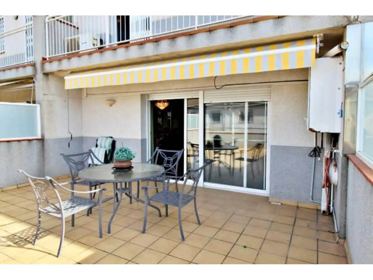 House with garden for sale in Calle Puigmal, imagen 2