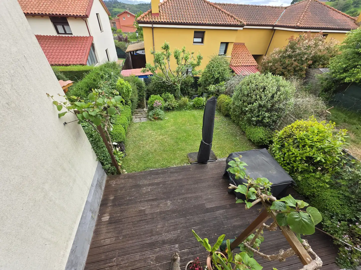 Garten von Haus oder Chalet zum Verkauf in Sariego mit Heizung, Parkett und Terrasse