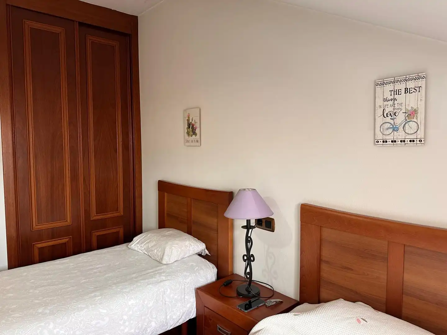 Schlafzimmer von Dachboden zum Verkauf in Ames mit Heizung, Parkett und Abstellraum