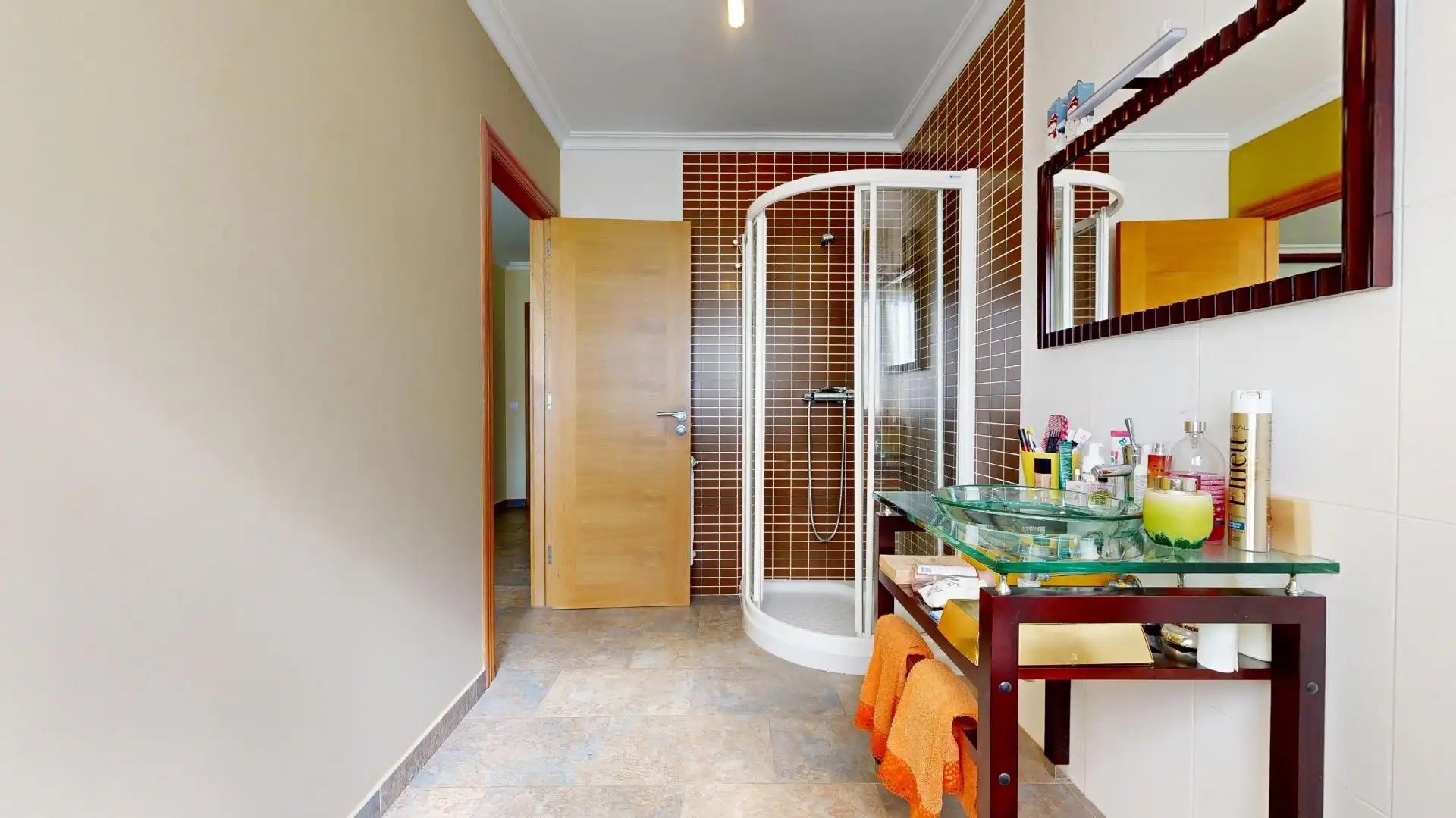 Bathroom of Houses for sale in Saro  with Heating, Private garden and Balcony
