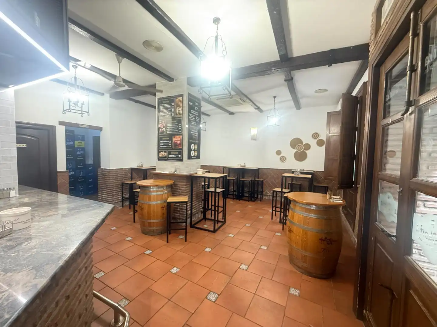 Business premises for transfer in Calle Calle Trajano, imagen 2