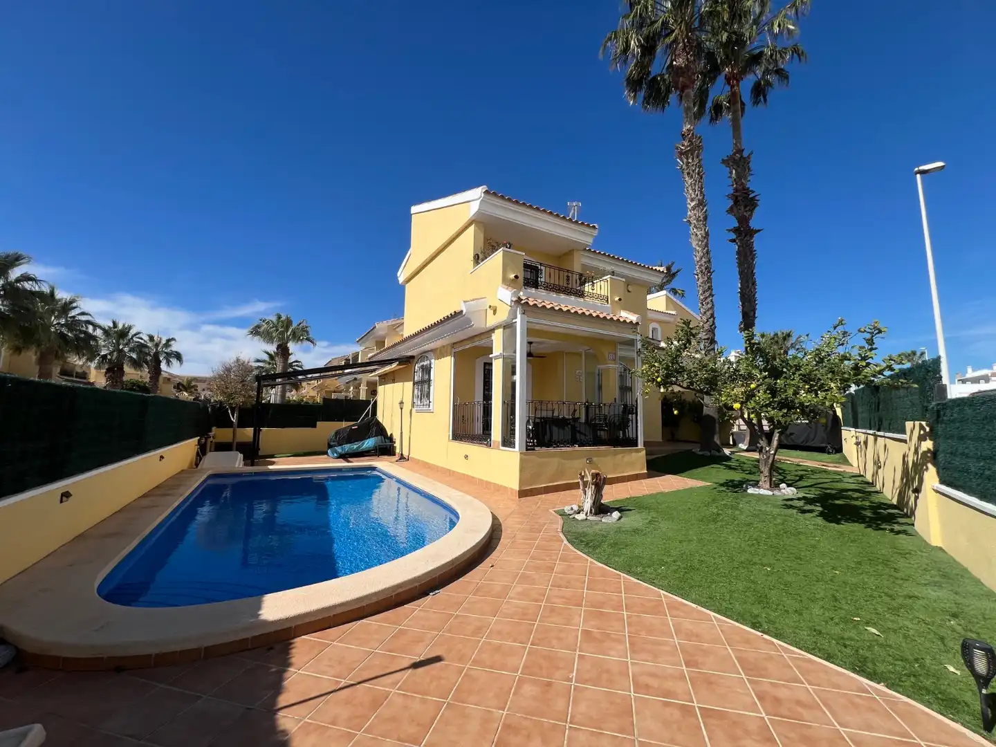 Casa amb terrassa en venda a Orihuela Costa