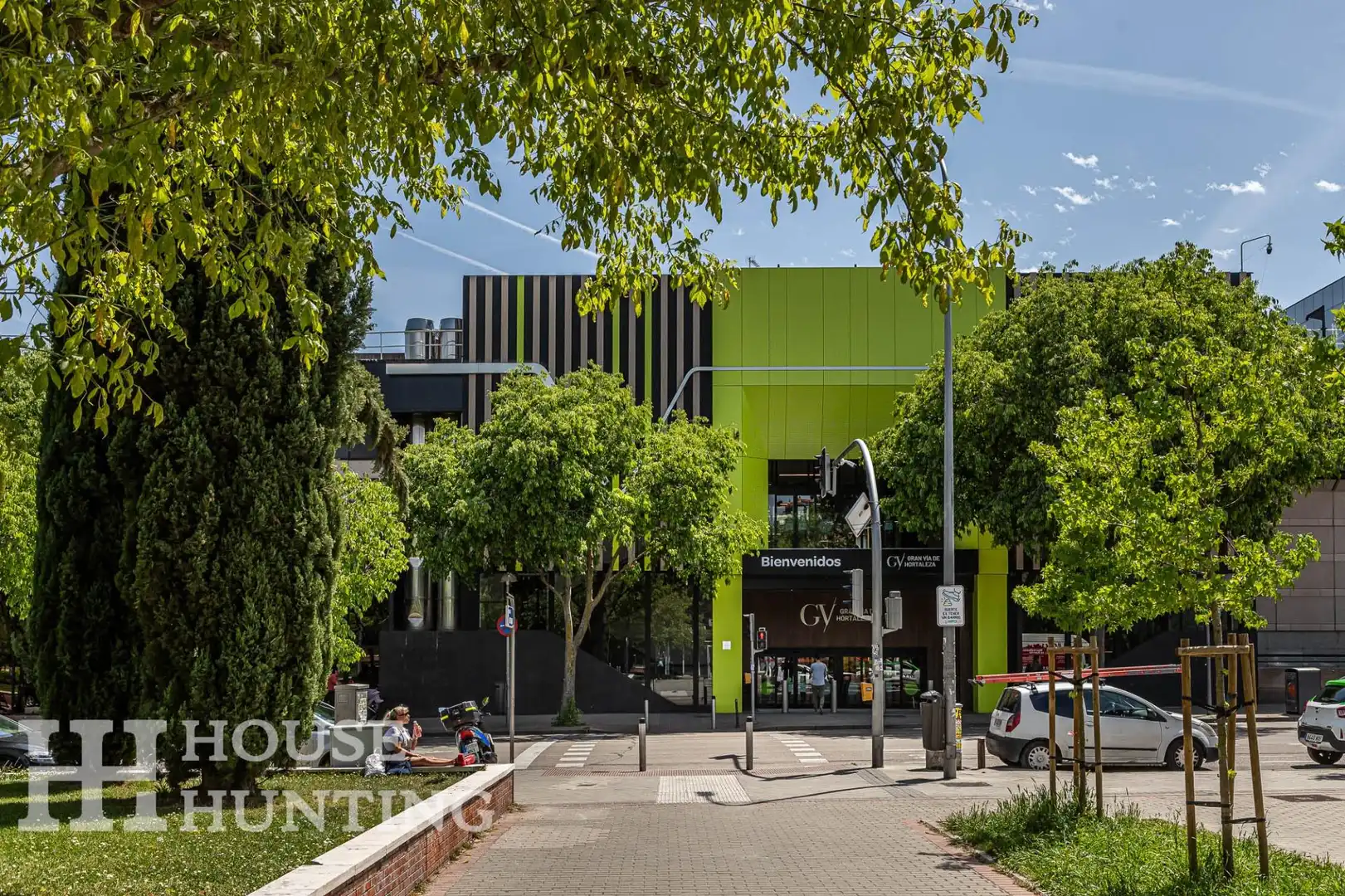 Vista exterior de Piso en venta en Madrid con Calefacción