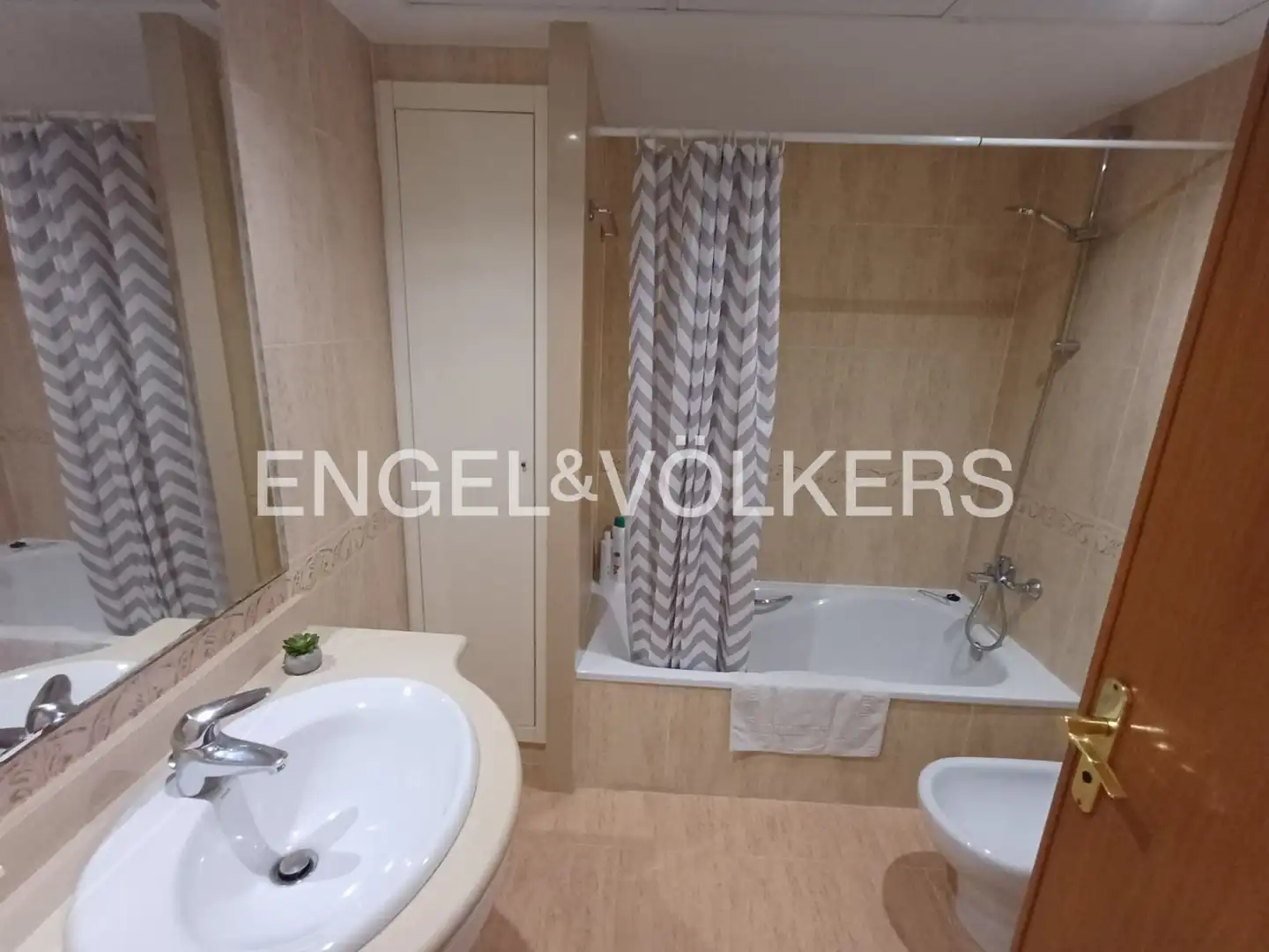 Wohnung zur Miete in Avinguda Mare Nostrum, La Patacona
