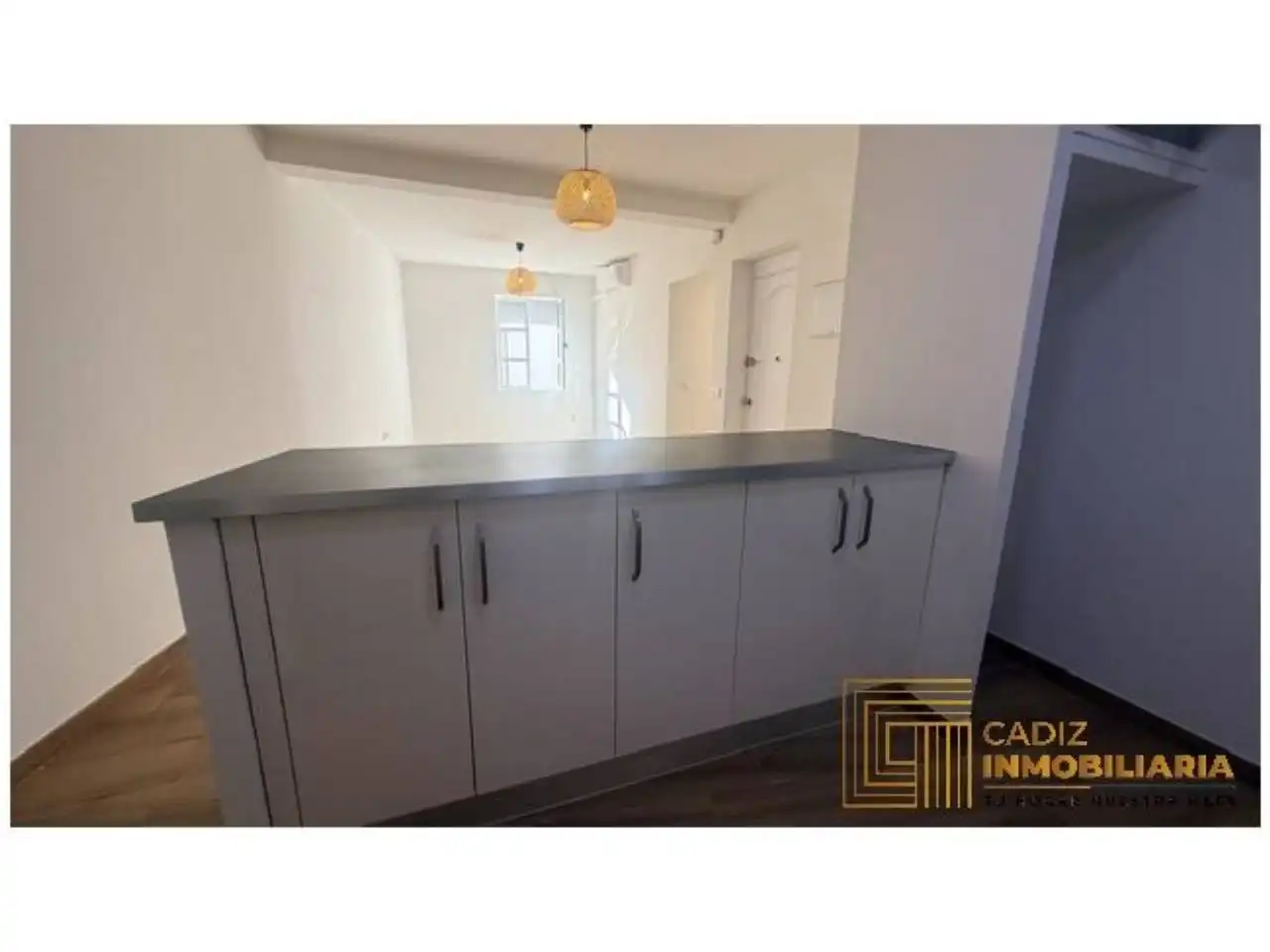 Kitchen of Flat for rent in El Puerto de Santa María  with Air Conditioner and Balcony