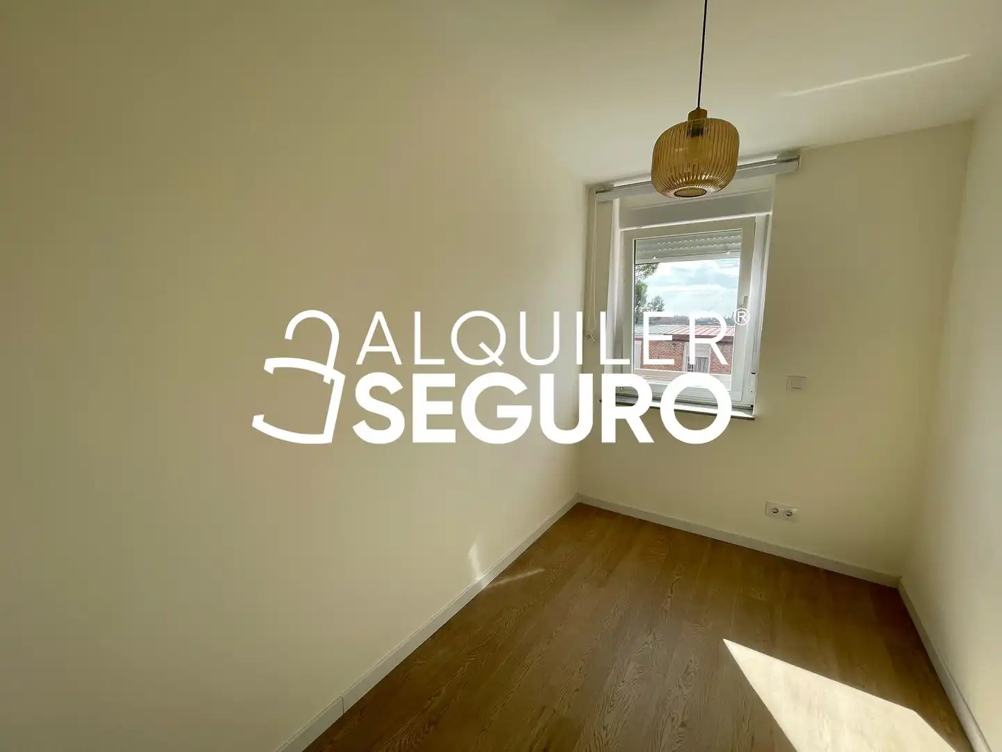 Wohnung zur Miete in de San Juan de Mata, Ciudad Universitaria