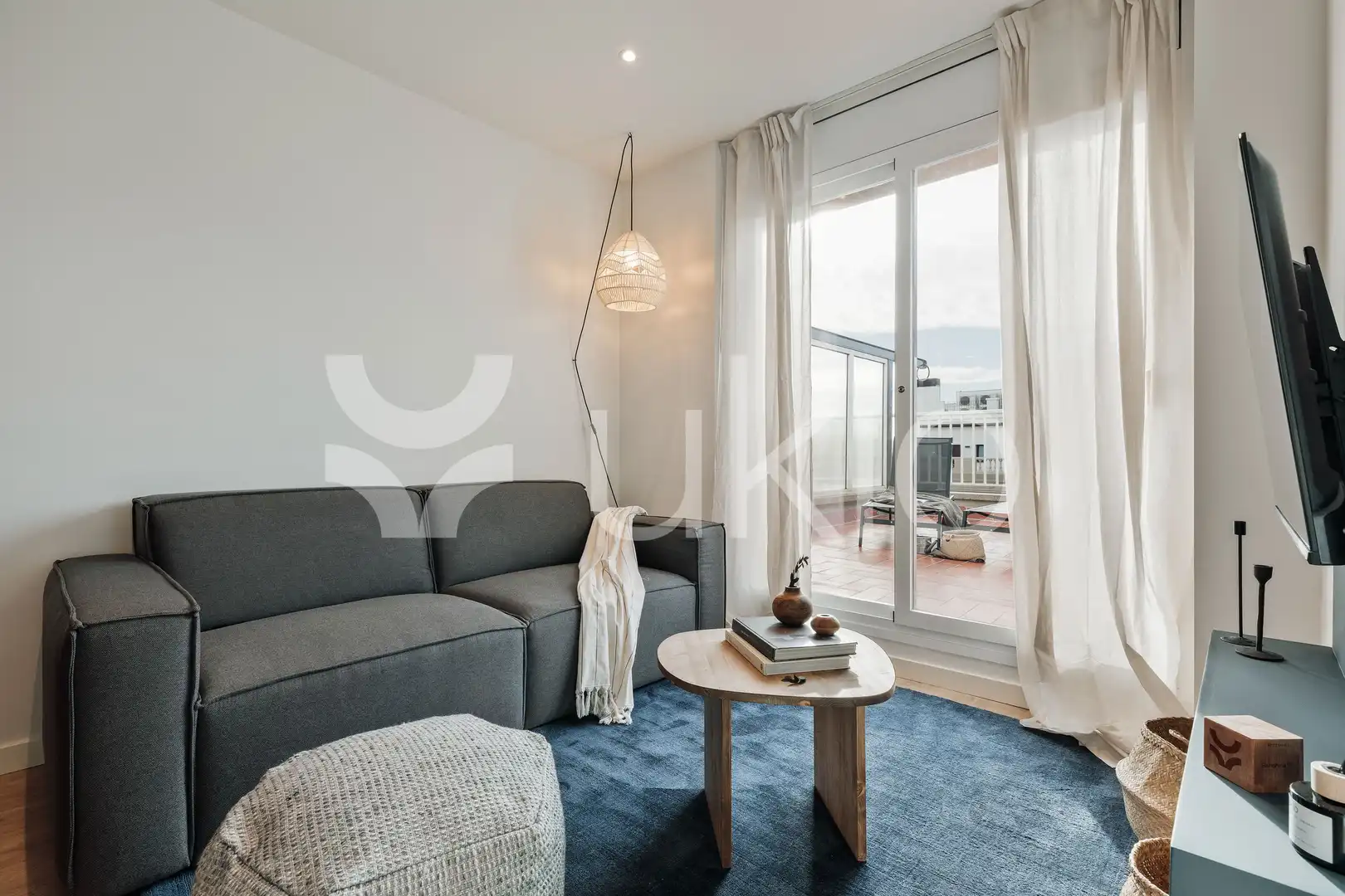 Living room of Attic for rent in Barcelona  with Air Conditioner, Heating and Terrace