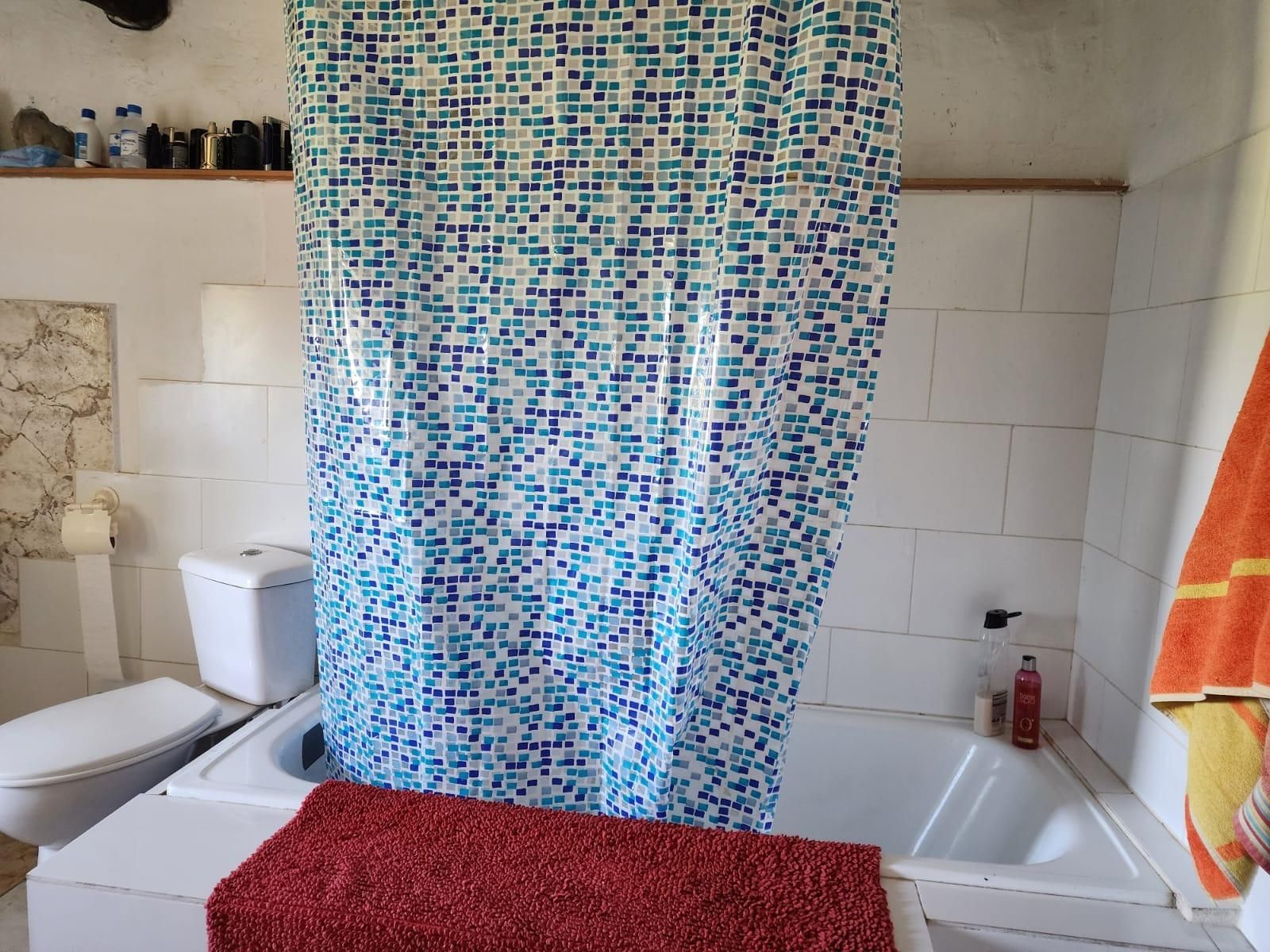 Bathroom of House or chalet for sale in Jaca  with Heating and Private garden