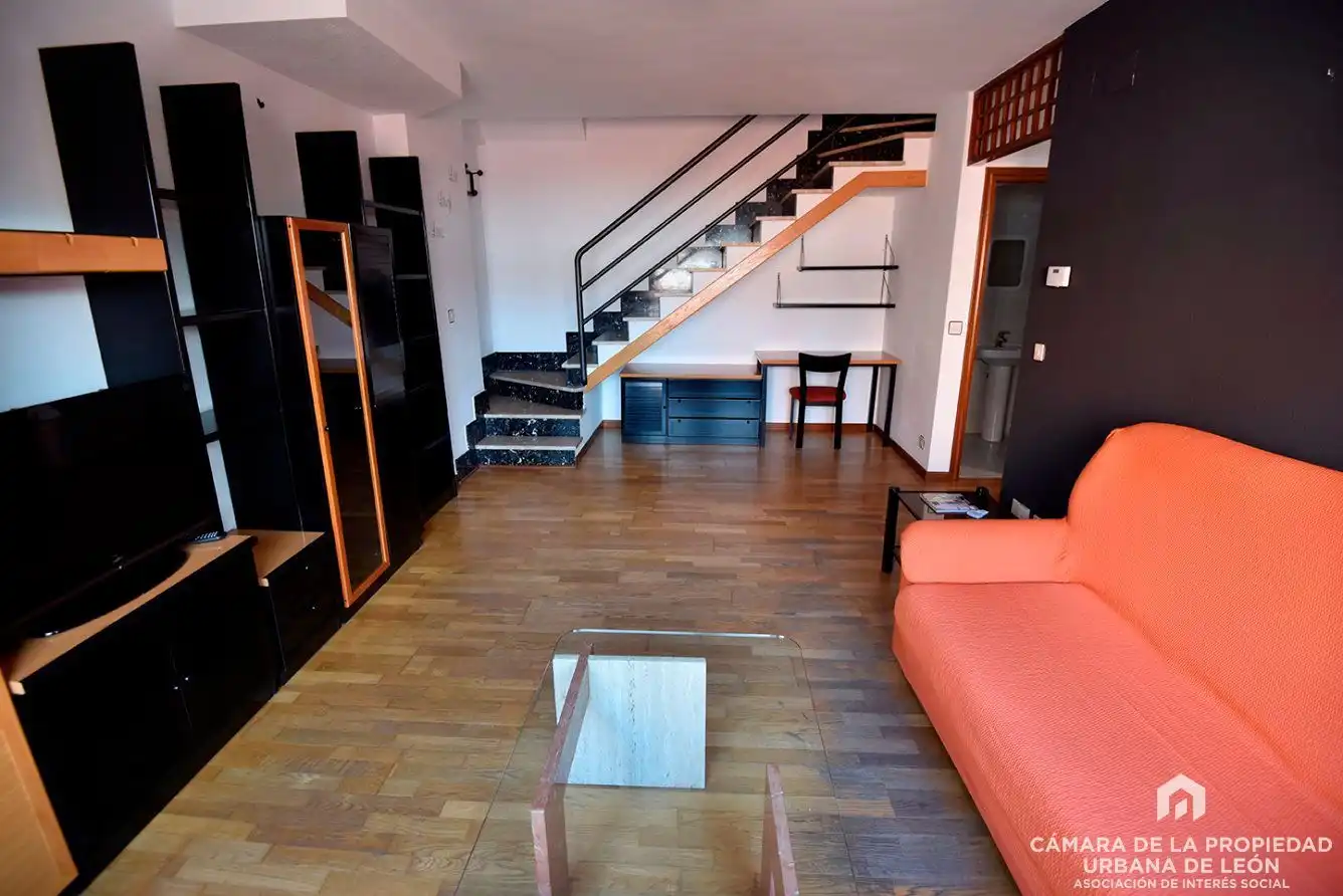 Wohnzimmer von Wohnung zur Miete in San Andrés del Rabanedo mit Abstellraum und Möbliert