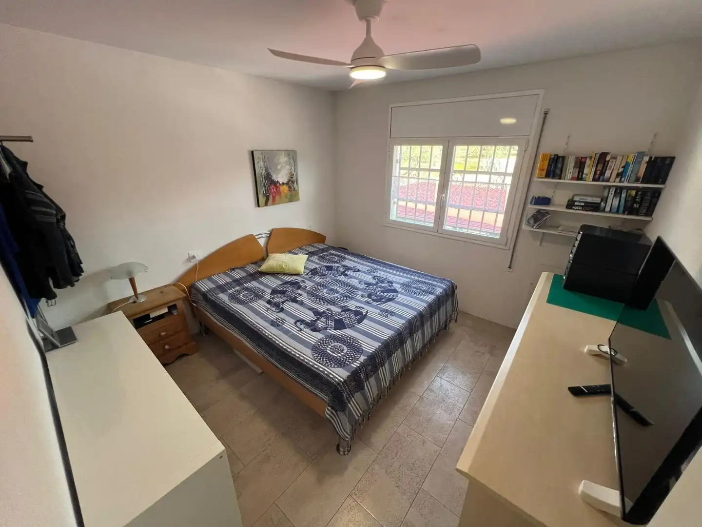 Dormitori de Finca rústica en venda en L'Ampolla amb Aire condicionat, Jardí privat i Terrassa
