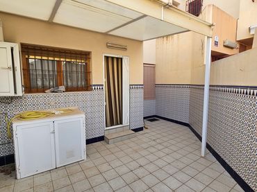 Casa a schiera con balcone in affitto a Campello pueblo