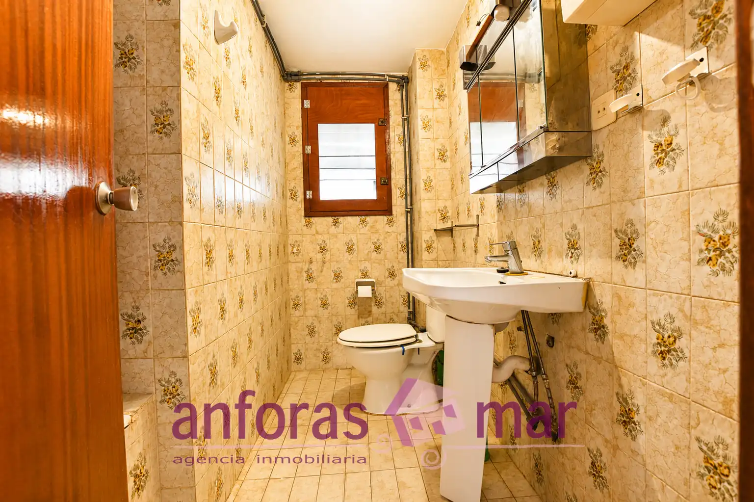 Bathroom of Flat for sale in Tarragona  with Heating, Terrace and Storage room