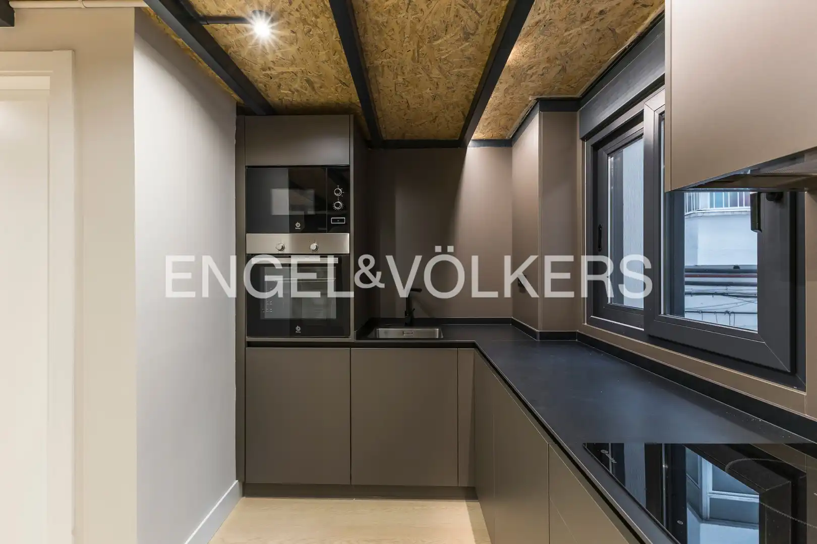Kitchen of Apartments for rent in Madrid  with Air Conditioner and Heating