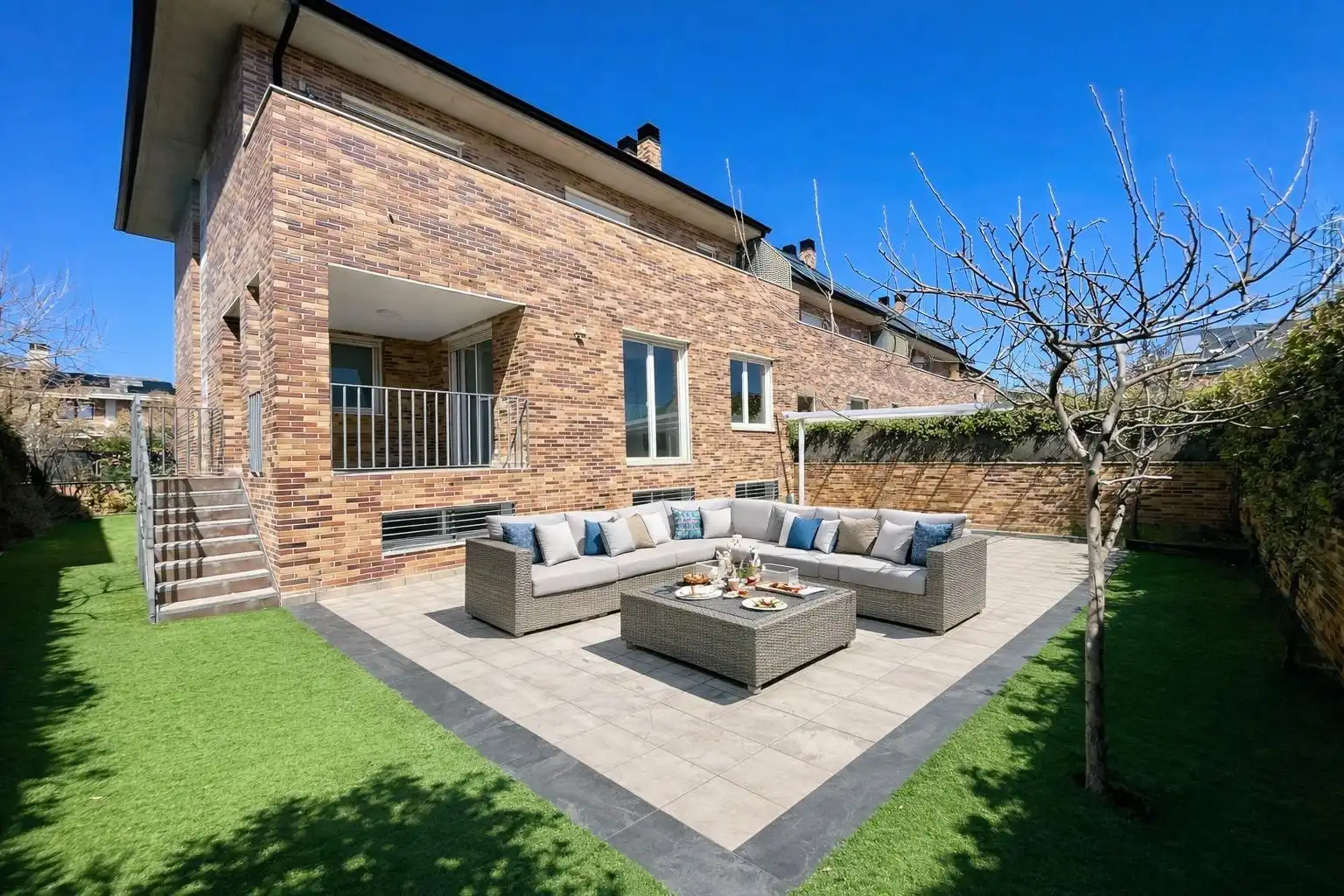 Terrace of Detached homes for rent in Majadahonda  with Air Conditioner, Heating and Private garden