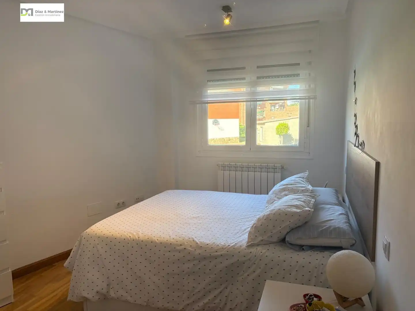 Habitación de Apartamento de alquiler en San Andrés del Rabanedo con Calefacción, Parquet y Trastero